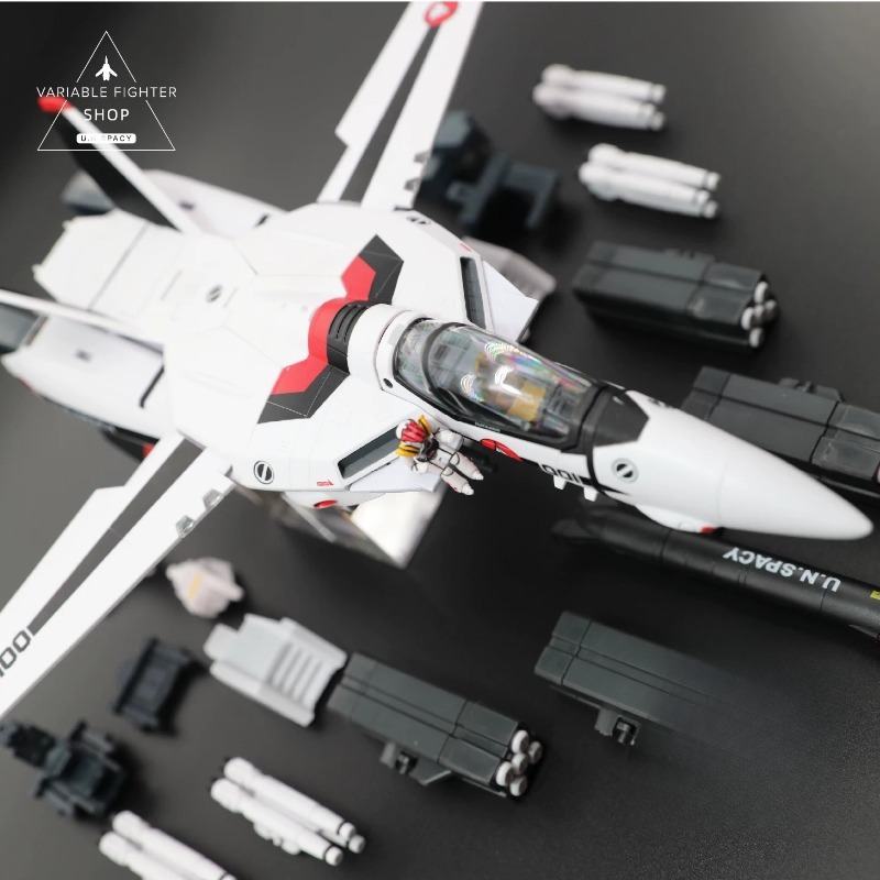 Model Kit Valkyrie - 마크로스 VF-1S 이치요의 발키리 변신형 전투기