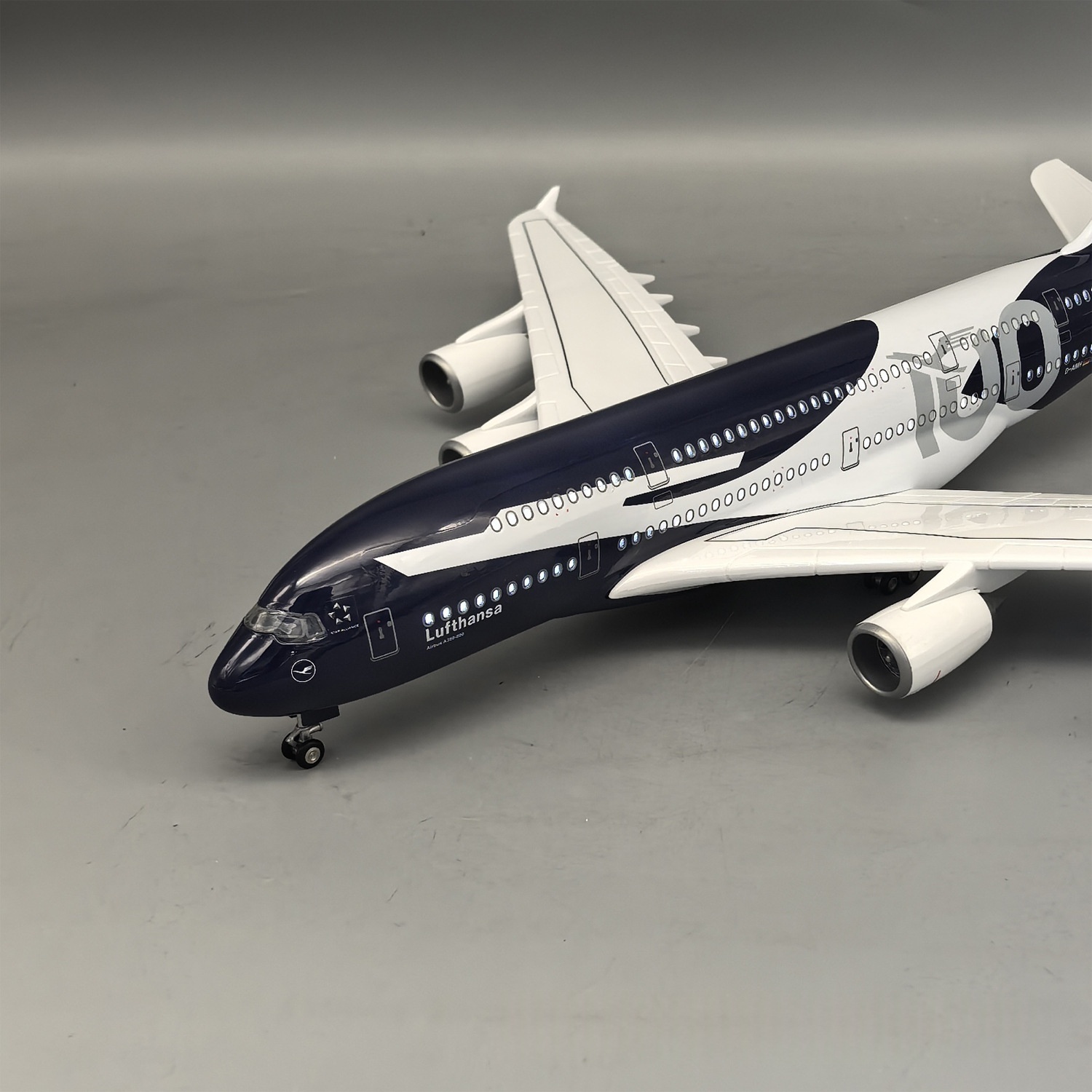 새로운 45cm 루프트한자 A380 100주년 기념 수 - Model Kit New 리뷰 및 가격