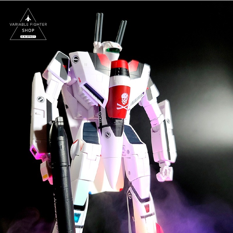 마크로스 VF-1S 이치요의 발키리 변신형 전투기 오리 - Model Kit Valkyrie 리뷰 및 가격